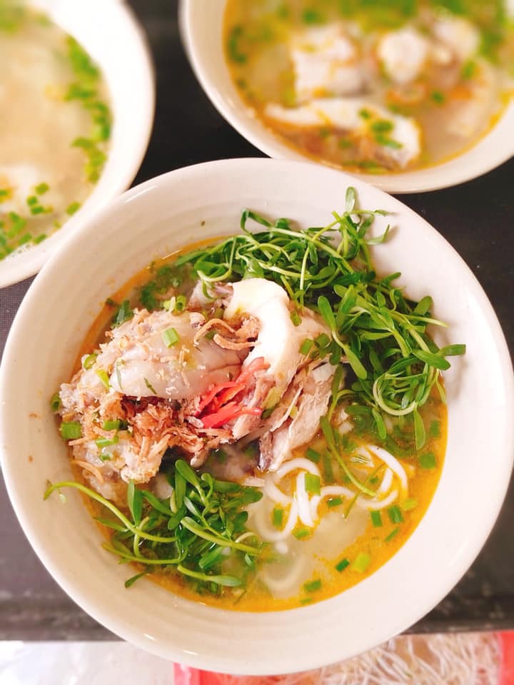 Bánh canh cá lóc An - địa điểm ăn uống tại Đà Lạt