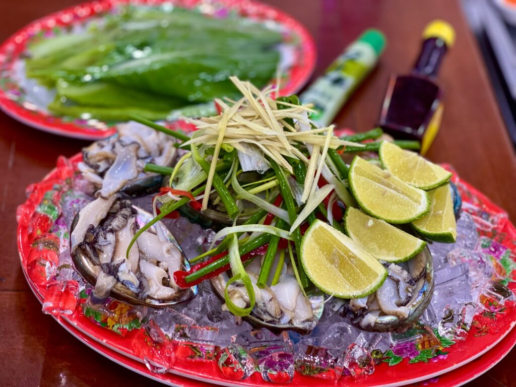 Quán hải sản Bé Mặn - Địa điểm ăn uống ngon, nổi tiếng ở Đà Nẵng