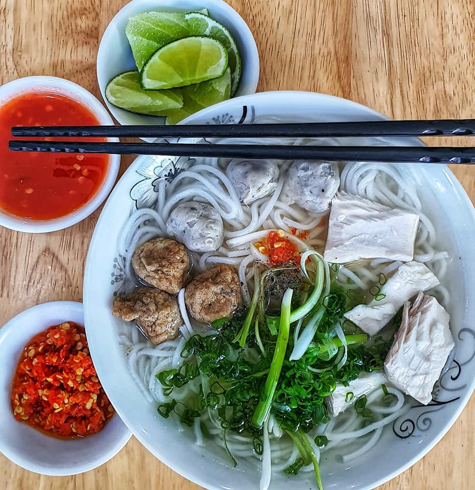Bánh canh Bà Thừa - Địa điểm ăn uống ngon ở Nha Trang