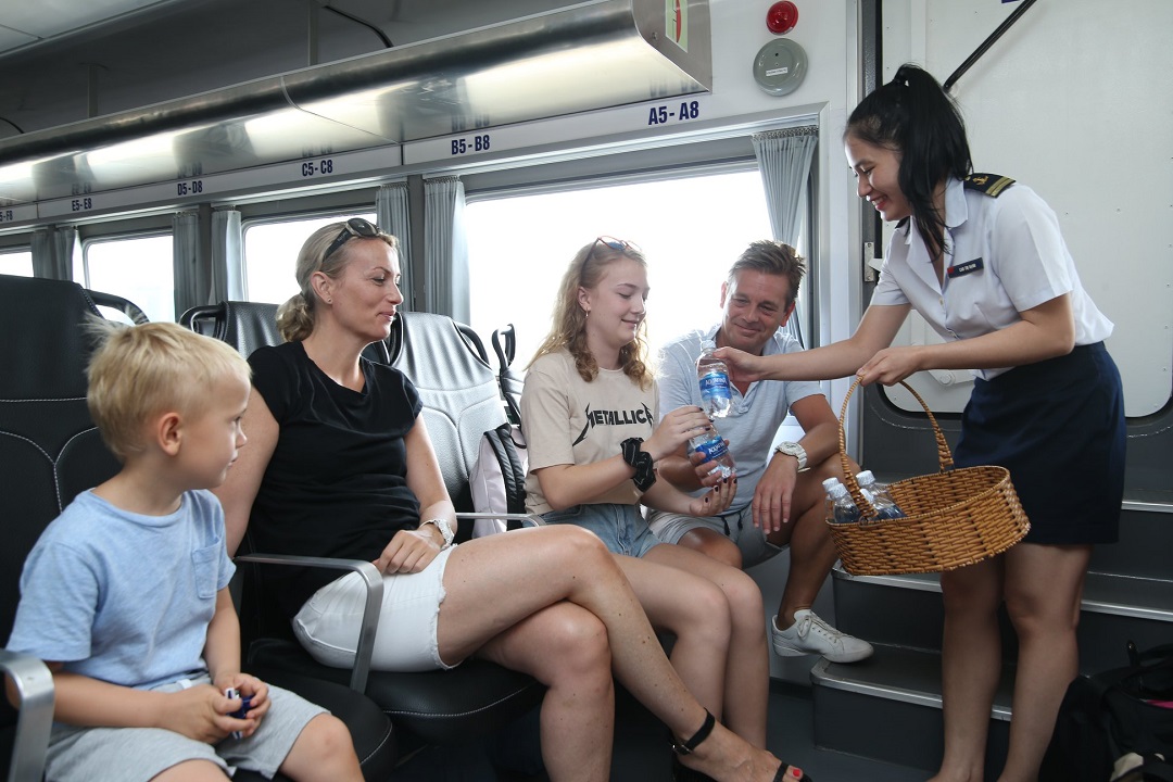 Kinh nghiệm đi tàu cao tốc Vũng Tàu, đâu là HÃNG SỐ 1 11