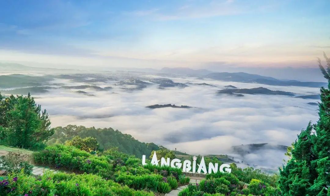 Núi Langbiang – nóc nhà Đà Lạt, chinh phục tầm cao tuyệt đẹp
