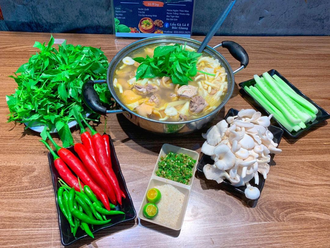 Lẩu gà lá é – hương vị Đà Lạt mà bạn nhất định phải thử