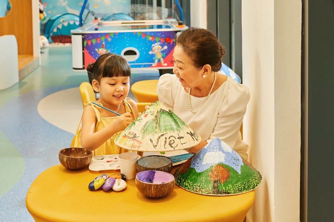 Angsana Hồ Tràm có khu vui chơi trong nhà và sân chơi ngoài trời cho trẻ