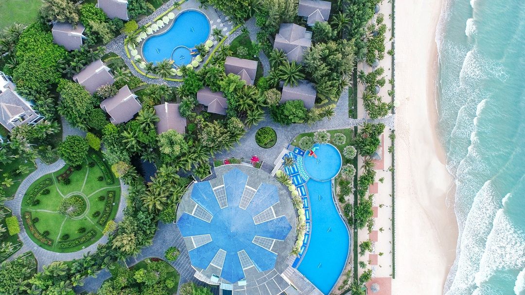 Carmelina Hồ Tràm sở hữu bãi biển riêng, là nơi lý tưởng để thư giãn và tận hưởng không khí trong lành
