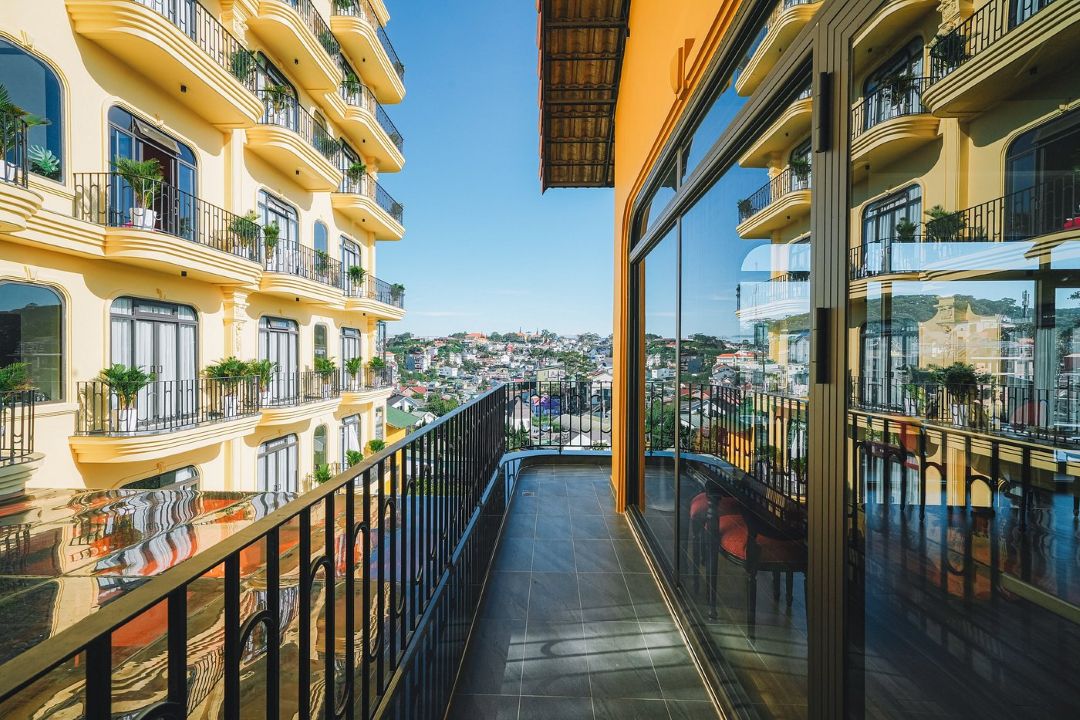 Goldient Boutique Đà Lạt được đánh giá có view đẹp hơn khi chọn phòng hướng thành phố