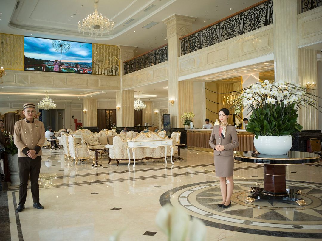 MerPerle Đà Lạt Hotel có không gian sang, khuôn viên thoáng và nhiều góc sống ảo