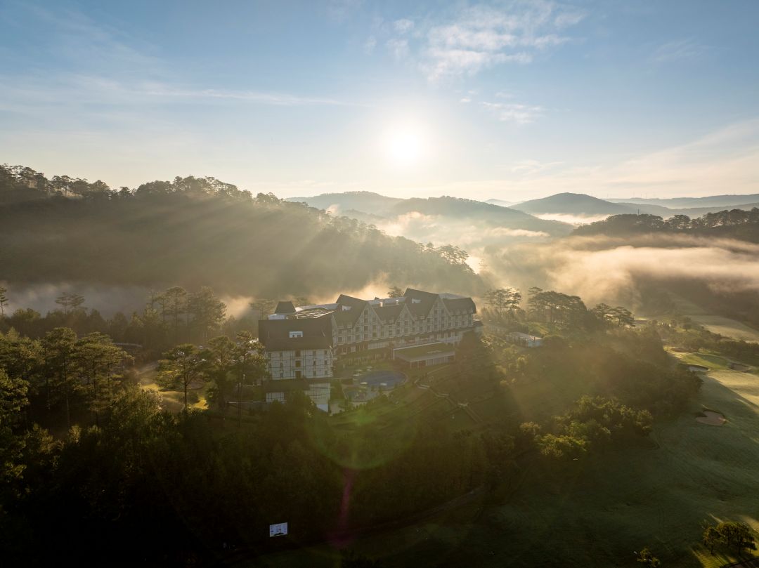 Swiss-Belresort Tuyền Lâm Đà Lạt