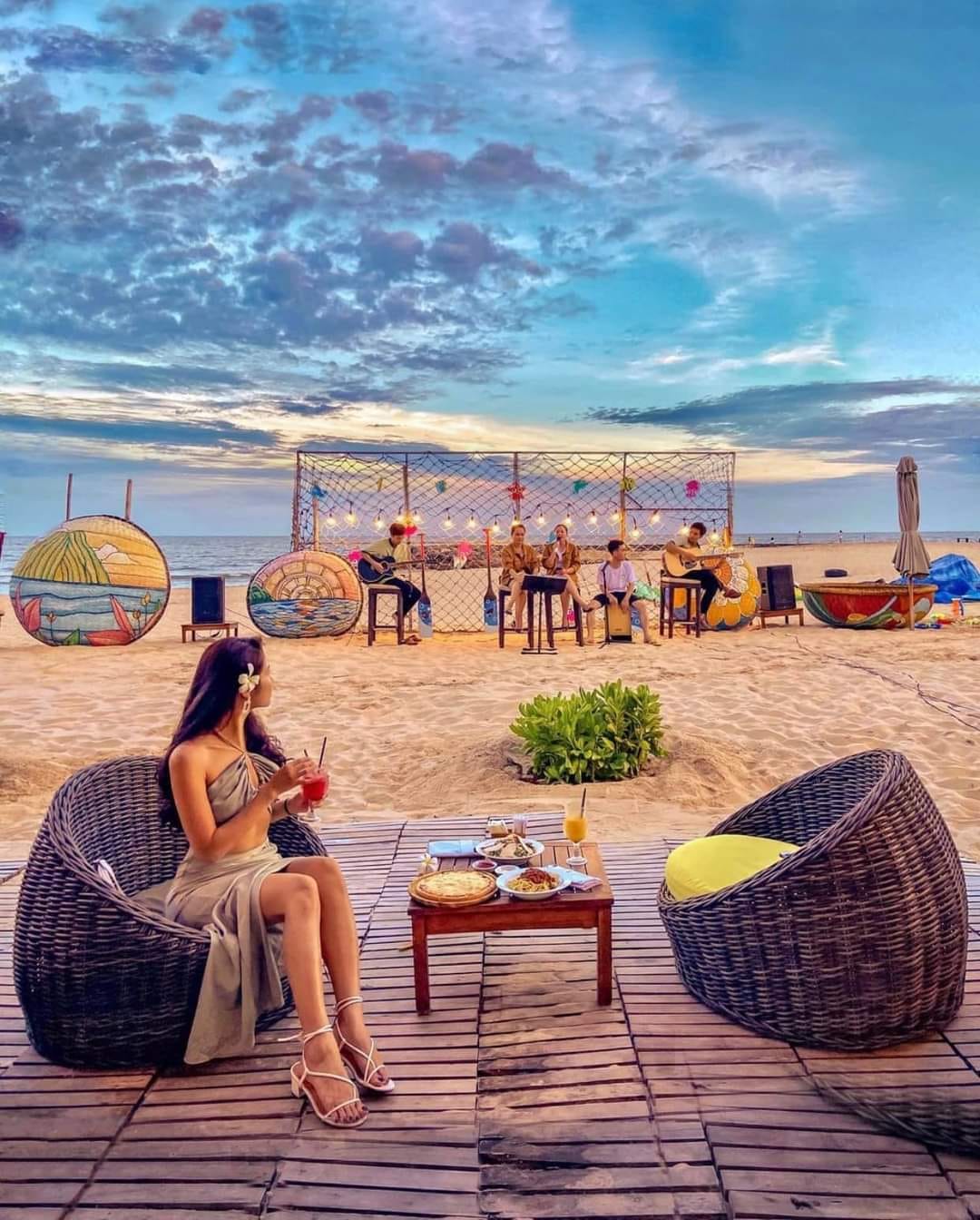 Review dịch vụ The Cliff Resort