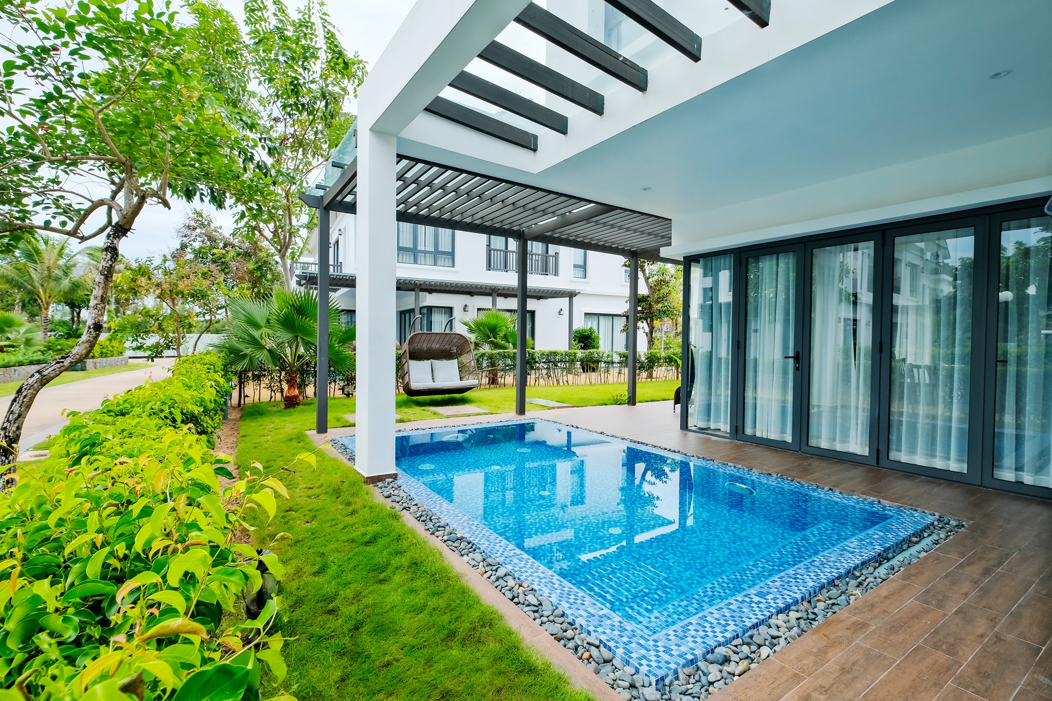 7 resort Phú Quốc có hồ bơi riêng - nhìn muốn TRIỂN liền 1
