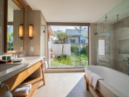 2BR Pool Villa Beachfront (5)