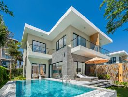 3BR Beach Front Pool Villa