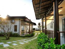 Blooming Lotus Resort 