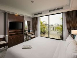 The Oriental Jade Suite1