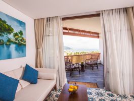 Balcony Sea View (3)