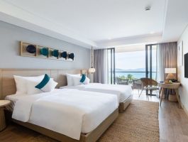 Bay View Room