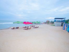 Adora Bay Kê Gà Beach Resort