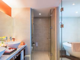 Beachfront 1BR Suite (6)