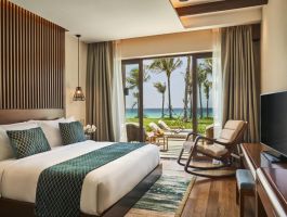 Beachfront 3BR Pool Villa (6)