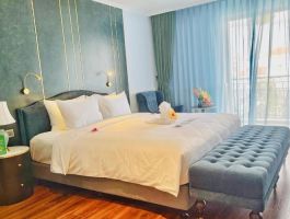 Khu Premier Wing | Deluxe City View