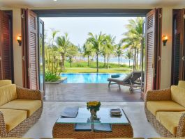 3 Bedroom Beachfront Pool Villa