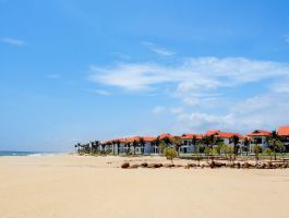 Biệt thự 4PN cạnh biển 1