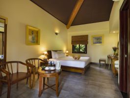 Bungalow Deluxe Hướng Vườn (2)