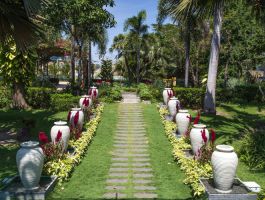  Carmelina Beach Resort Ho Tram