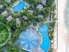  Carmelina Beach Resort Ho Tram