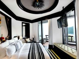 Club Suite Panoramic Ocean View