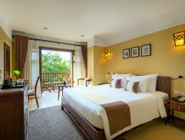 Classic Wing - Deluxe Balcony