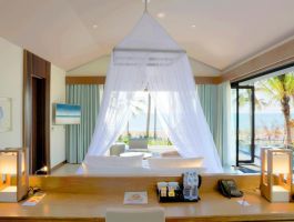 Deluxe Bungalow Beachfront