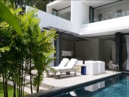 Deluxe Riverfront Pool Residence (5)