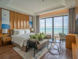 Executive Suite Oceanfront1