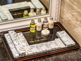 Dụng cụ vệ sinh cá nhân