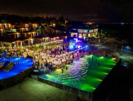 Adora Bay Kê Gà Beach Resort