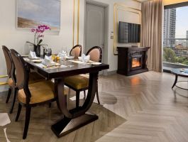 Executive Suite hướng phố (3)