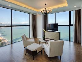 Grand Studio hướng biển (1)