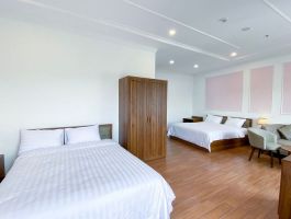 Deluxe Family Garden View with Balcony