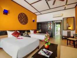 Grand Deluxe River View