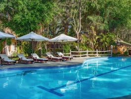 Hồ Tràm Beach Resort 