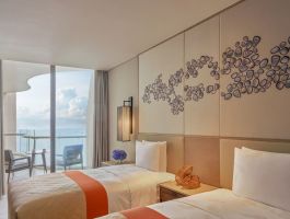 1 King 1 Twin Residence Ocean View