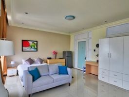 junior-balcony-suite-03-556x310-1539330