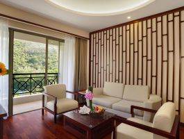 Junior Suite Hướng Đồi