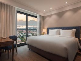 khach-san-altara-suites-da-nang-11