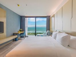 khach-san-awaken-da-nang-23