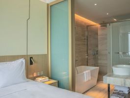 khach-san-awaken-da-nang-33