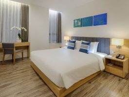 Residence No View/ Partial Sea View