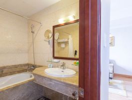 khach-san-de-nhat-22