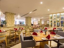 Diamond Bay Hotel Nha Trang