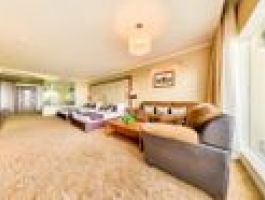 Premium Deluxe Family